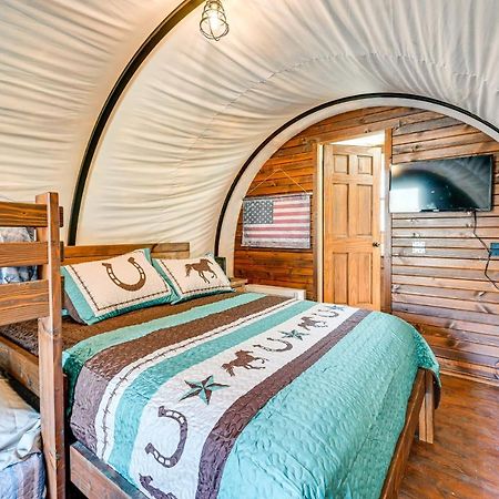 Ultimate Covered Wagon Pioneers Paradise Brownsville Екстериор снимка